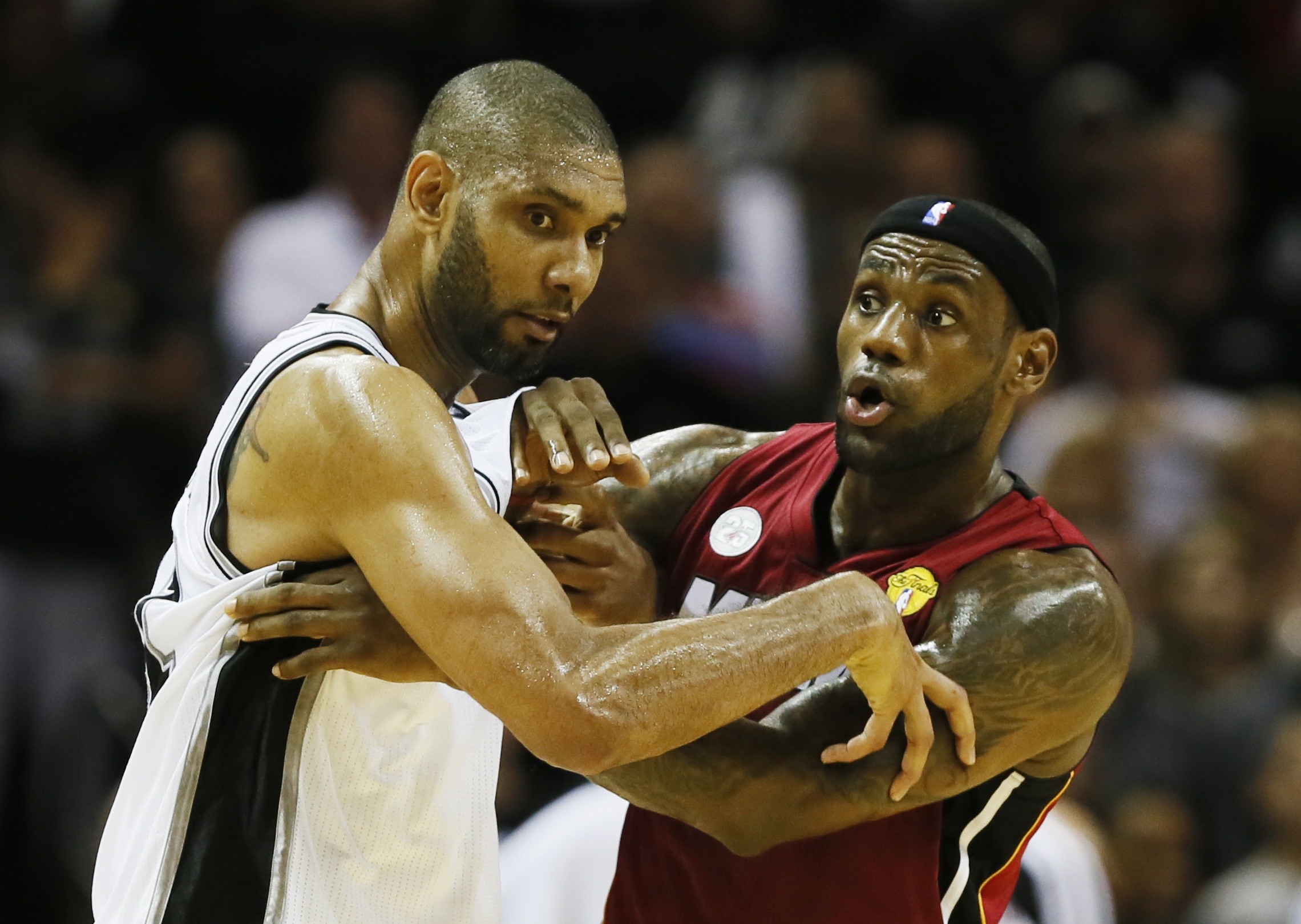 里奇·保罗：詹姆斯南下热火可组超豪华阵容 评委称42岁防守只需选择性发力