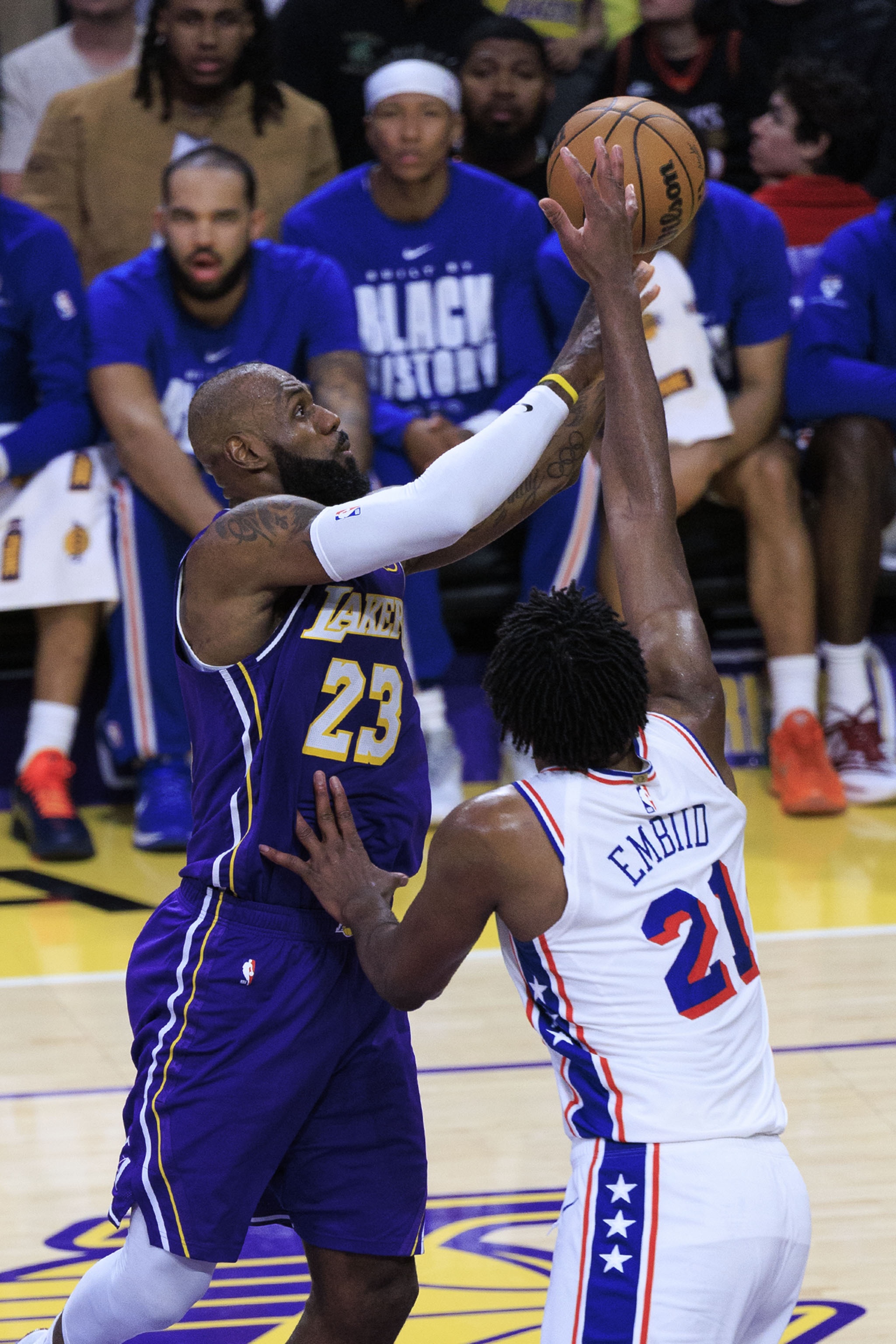 76人客场球票需求同比增3.5倍 均价494美元
