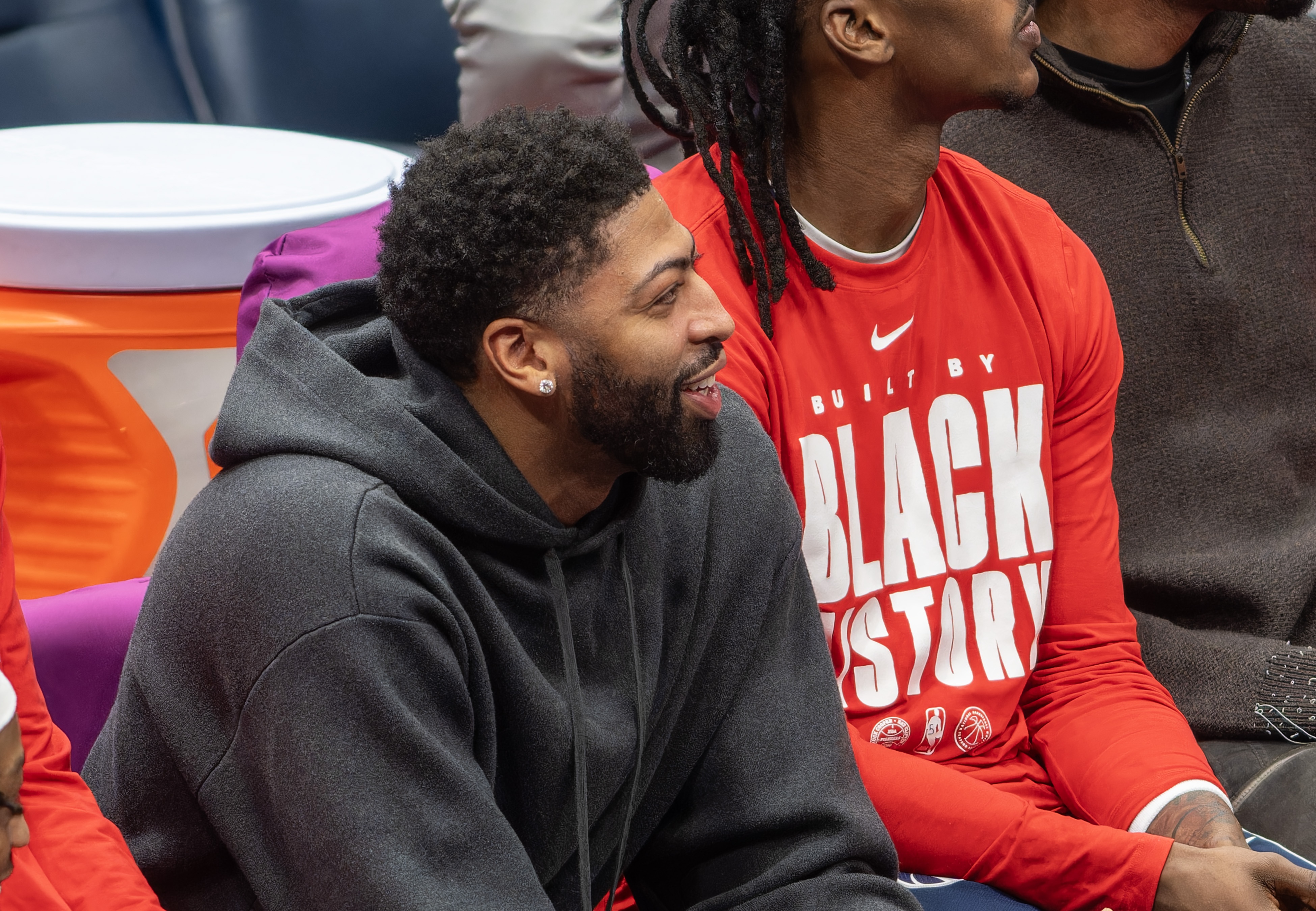 ESPN预测：KD&追梦季中会被交易！詹姆斯场均低于20分&湖人崩盘