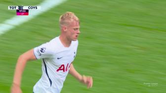 [进球视频]太晚了！范赫克补时头球破门，热刺2-3落后维拉